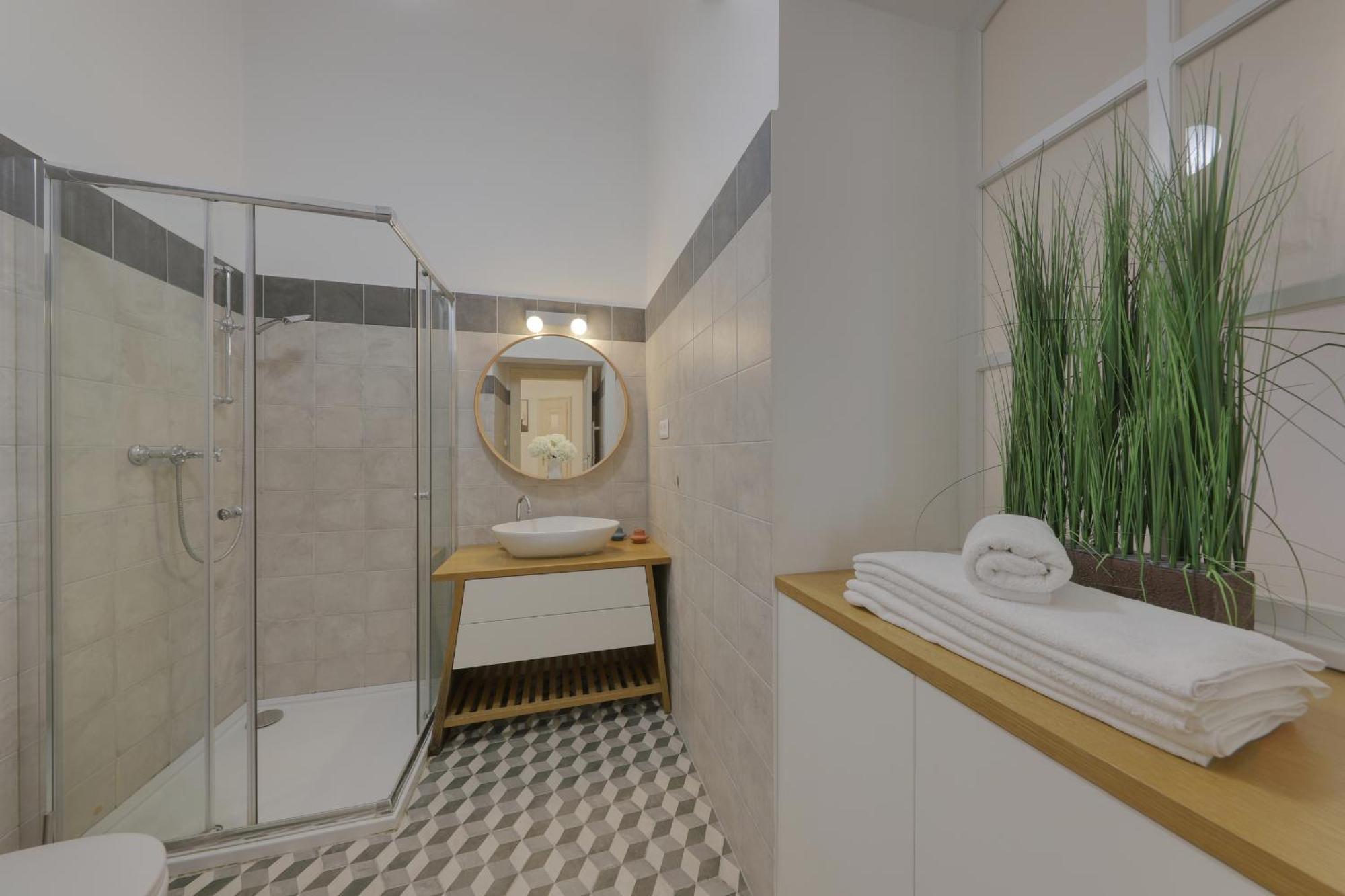 Beautiful Condo At The Old Town Bratislava Exterior photo