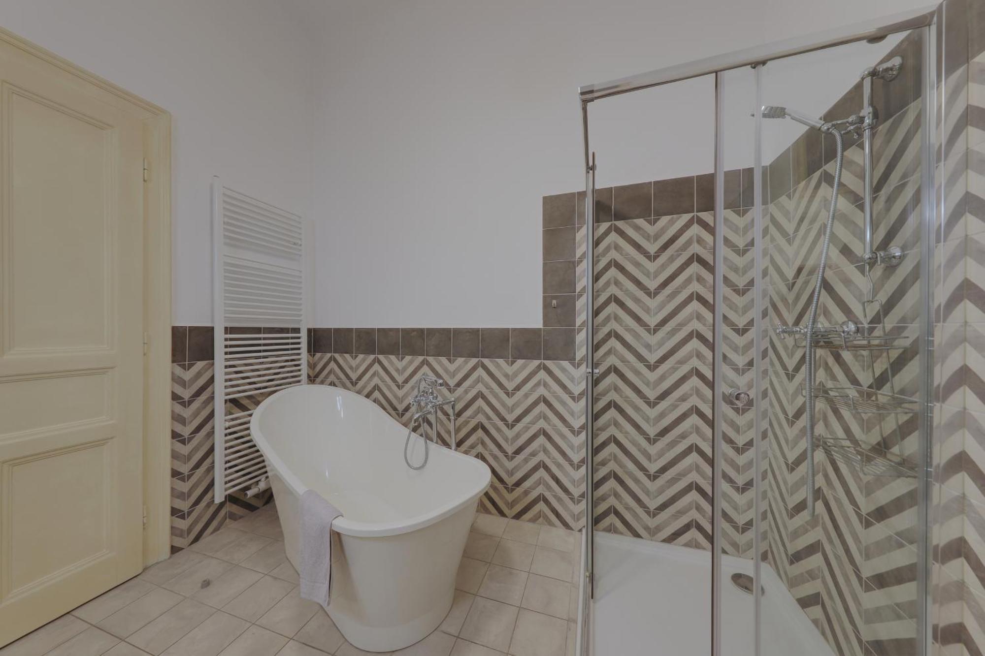 Beautiful Condo At The Old Town Bratislava Exterior photo